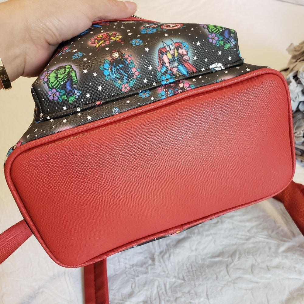 NEW LOUNGEFLY-MARVEL-AVENGERS-TATTOO MINNI BACKPACK - Picture 11 of 15